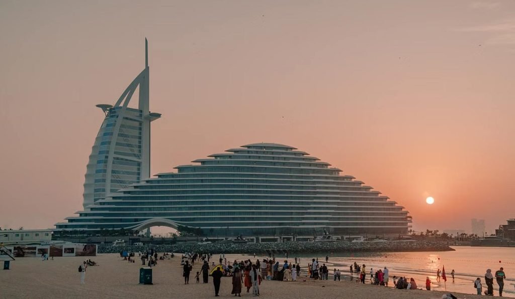 Best public beaches Dubai - Jumeirah Public Beach